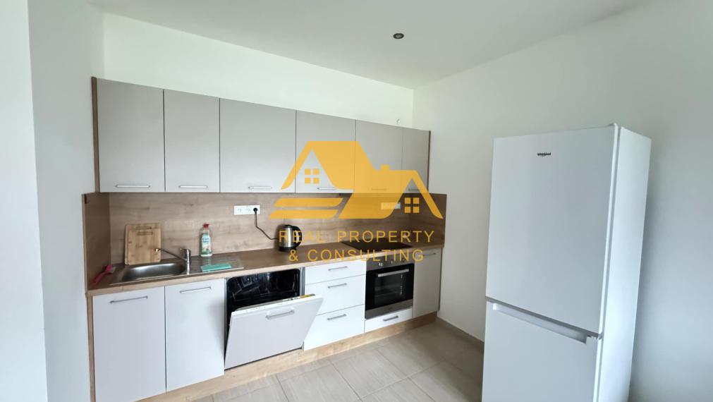 Prenajmem zariadený 2 izbový byt v Nových Zámkoch