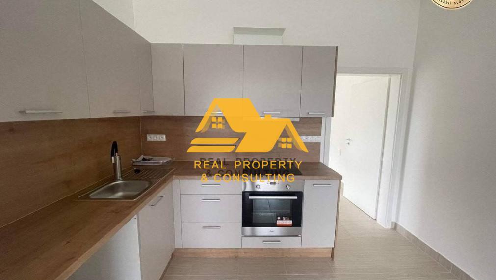 Prenajmem zariadený 3 izbový byt v Nových Zámkoch