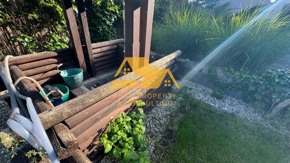 Predám prerobený rodinný dom v Nových Zámkoch