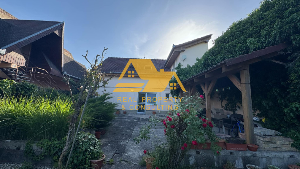 Predám prerobený rodinný dom v Nových Zámkoch