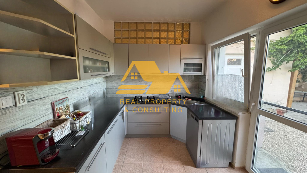 Predám prerobený rodinný dom v Nových Zámkoch