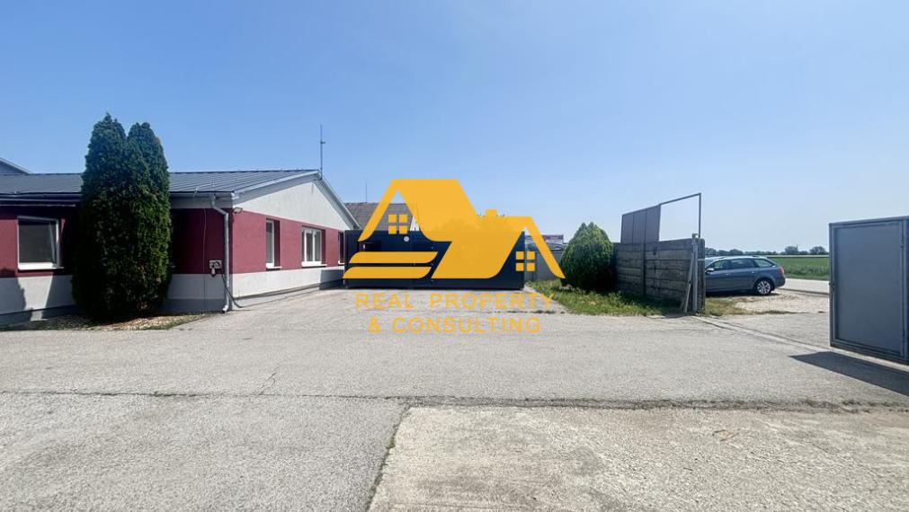 Prenajmem priemyselný areál s 2 výrobnými halami v obci Zemné