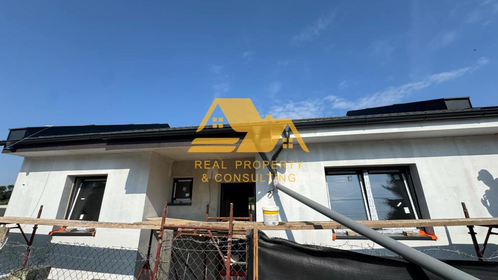 Predám novostavbu v radovej zástavbe v obci Selice