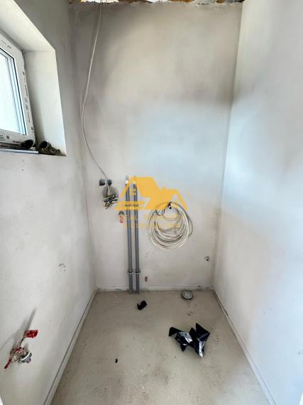 Predám novostavbu v radovej zástavbe v obci Selice