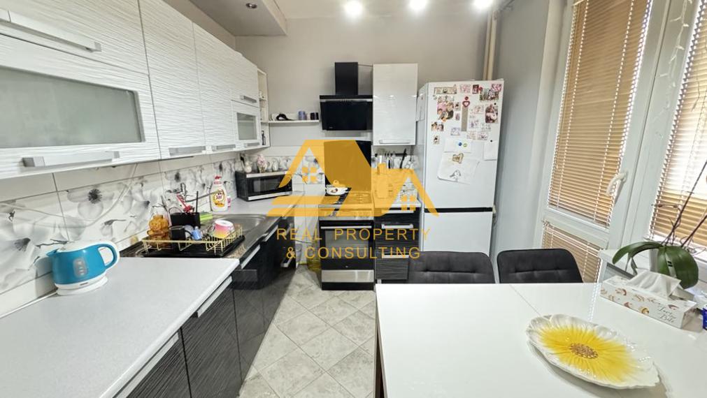 Predám 3 izbový byt s 2x balkónom v Nových Zámkoch