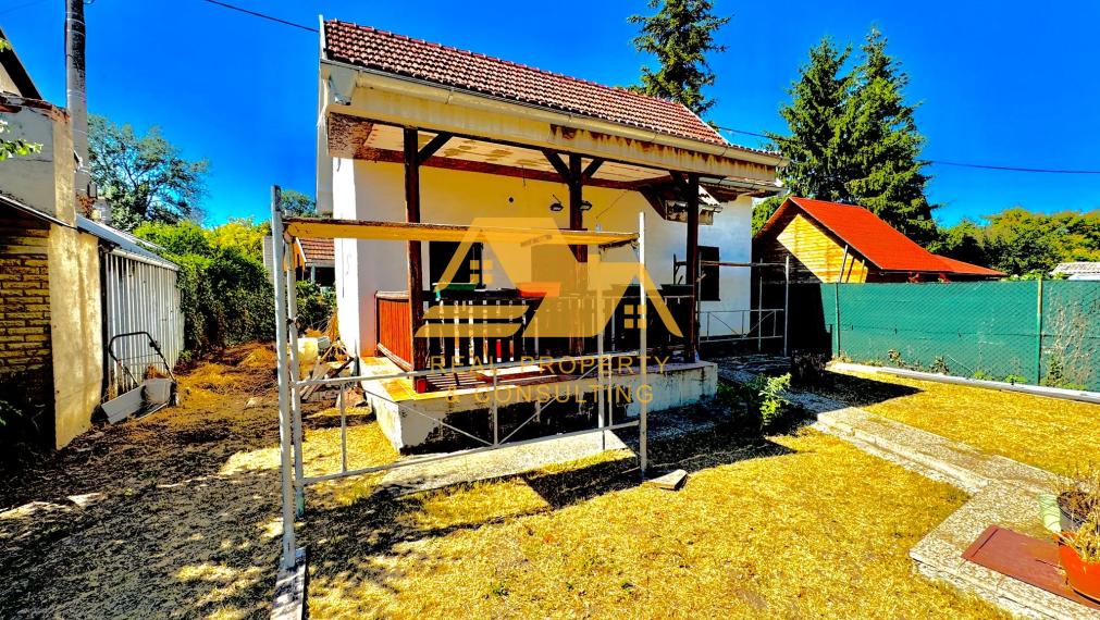 Predám celoročne obývateľnú chatu v Nových Zámkoch