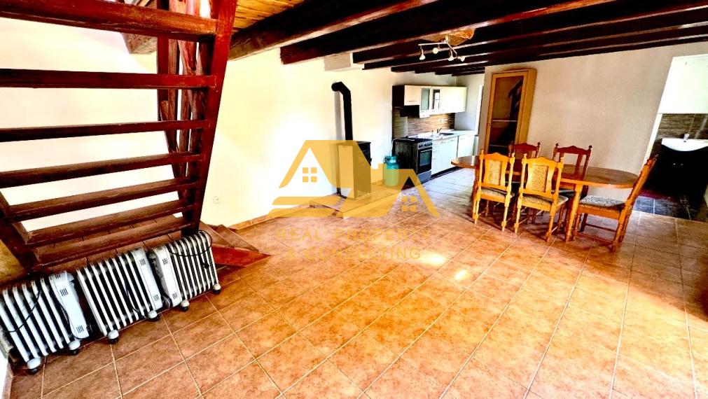 Predám celoročne obývateľnú chatu v Nových Zámkoch