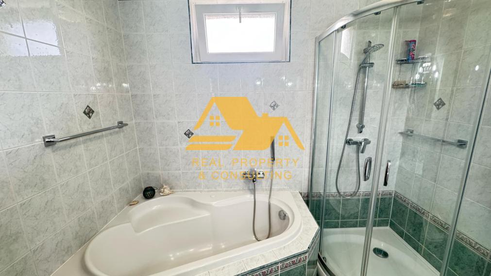 Exkluzívne! Predám rodinný dom s garážou v tichej lokalite