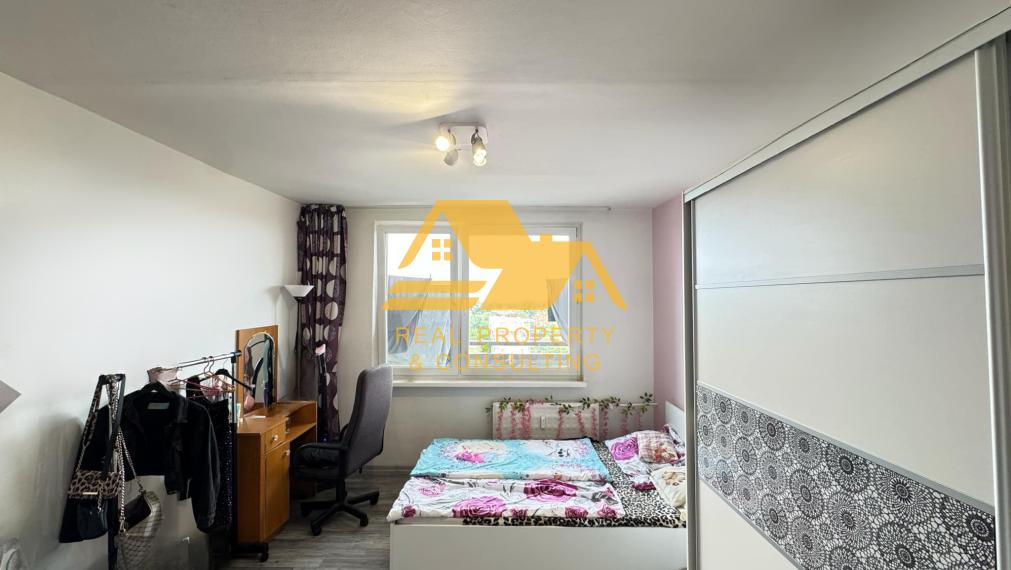 Predám 2 izbový byt so 7m balkónom v Nových Zámkoch