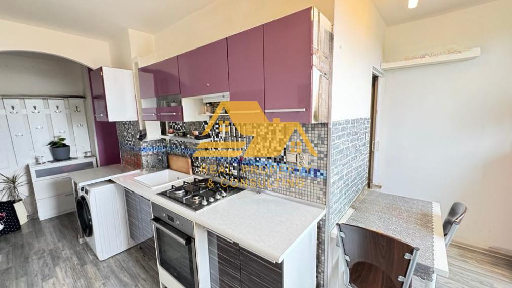 Predám 2 izbový byt so 7m balkónom v Nových Zámkoch