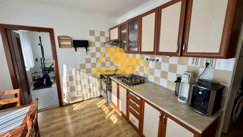 Exkluzívne! Prenajmem 3 izbový byt s balkónom v Nových Zámkoch