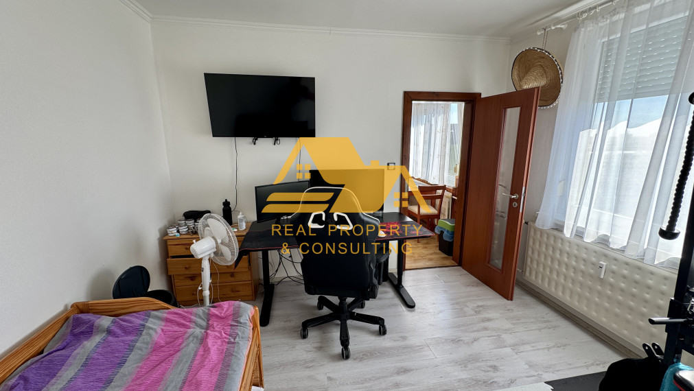 Exkluzívne! Prenajmem 3 izbový byt s balkónom v Nových Zámkoch