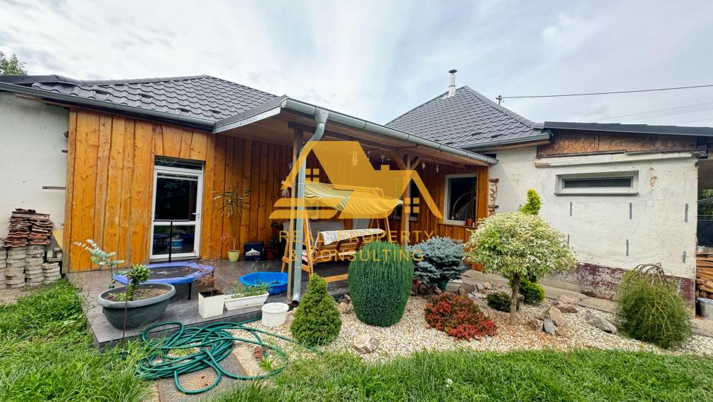 Predám 4 izbový rodinný dom v Tvrdošovciach