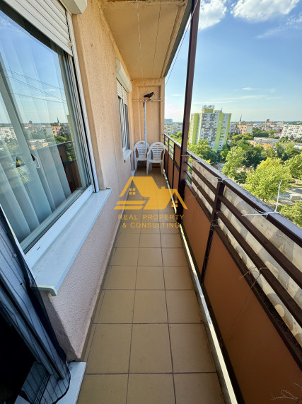 Exkluzívne! Prenajmem 3 izbový byt s balkónom v Nových Zámkoch