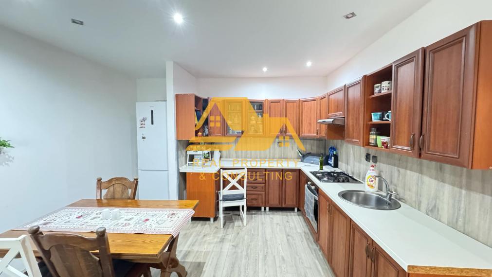 Predám 4 izbový rodinný dom v Tvrdošovciach