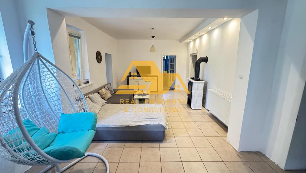 Predám 4 izbový rodinný dom v Tvrdošovciach