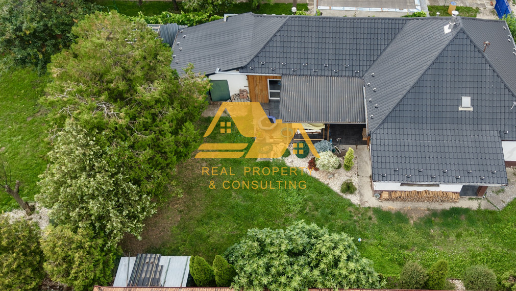 Predám 4 izbový rodinný dom v Tvrdošovciach