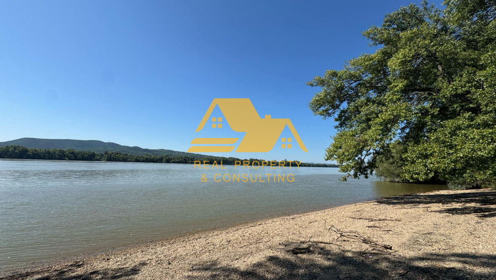 Exkluzívne! 🌿 Útulná chata v srdci prírody na predaj! 🏡