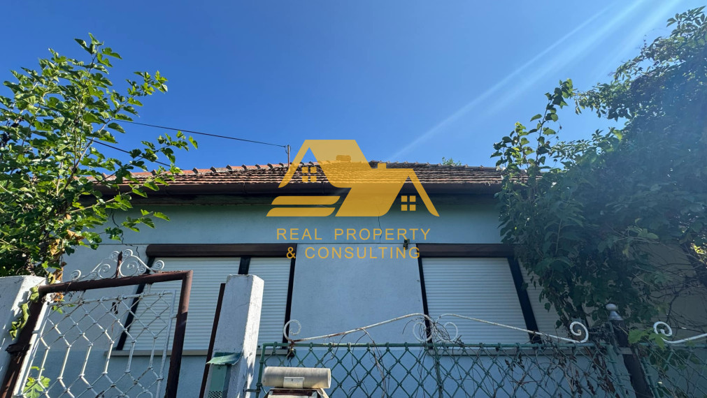 Exkluzív ajánlat! Eladó hangulatos hétvégi ház a természetben