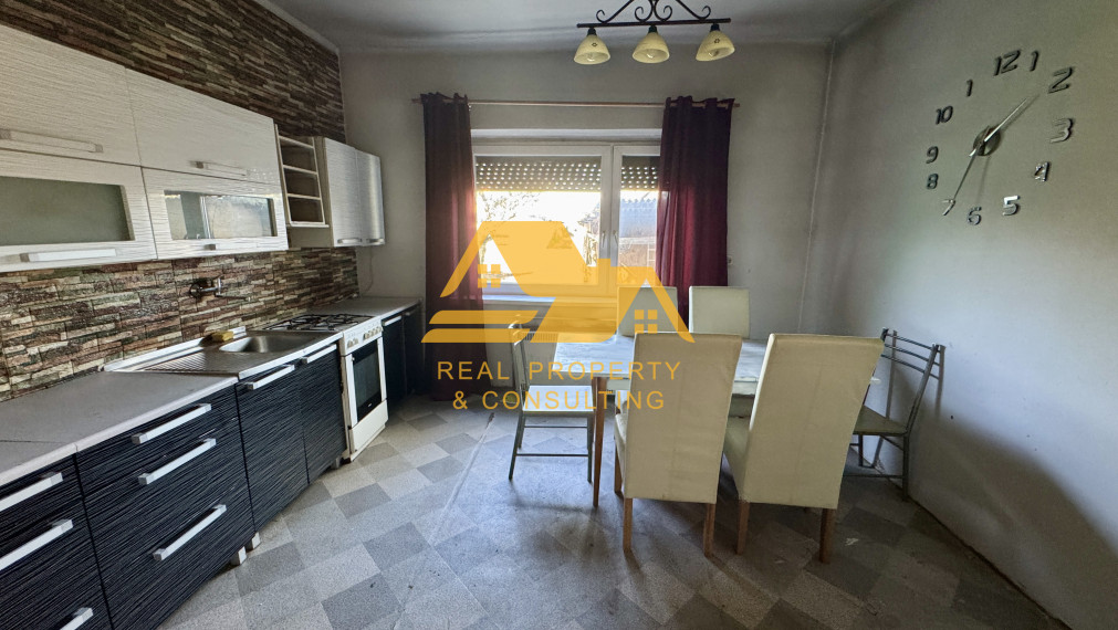 Znížená cena! Rodinný dom v tichej uličke v Nesvadoch