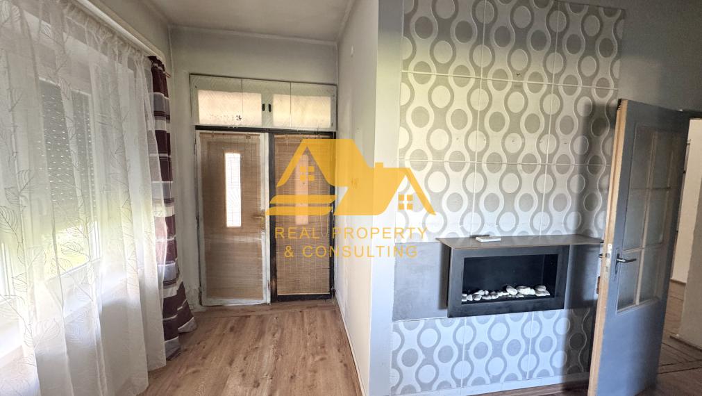 Znížená cena! Rodinný dom v tichej uličke v Nesvadoch