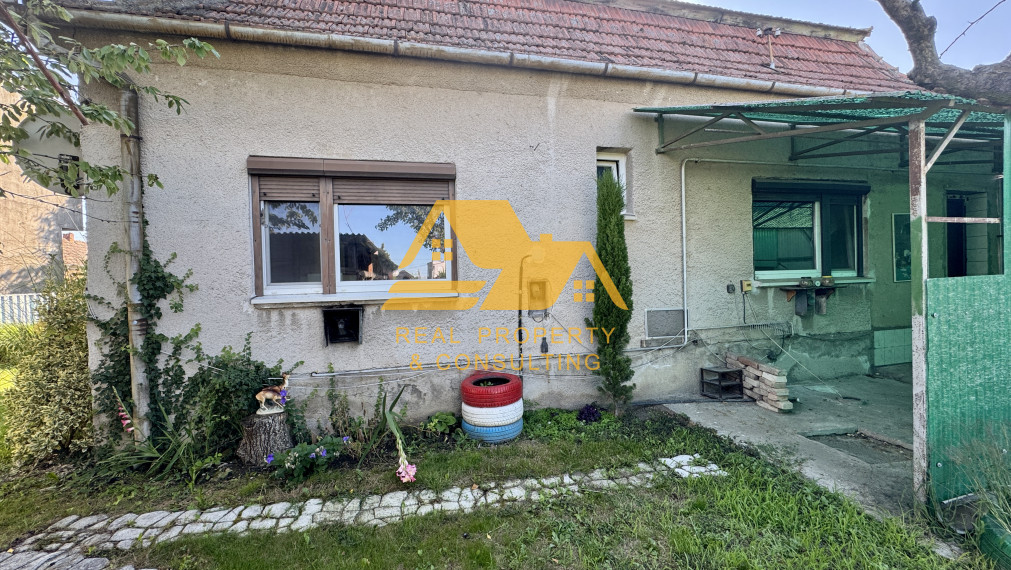 Znížená cena! Rodinný dom v tichej uličke v Nesvadoch