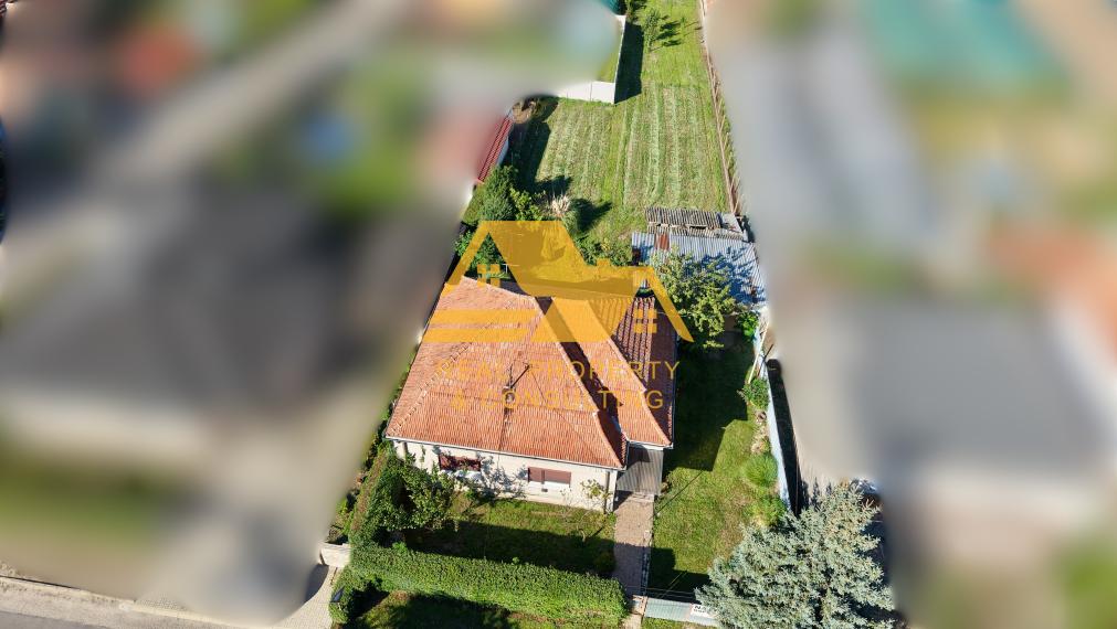 Znížená cena! Rodinný dom v tichej uličke v Nesvadoch