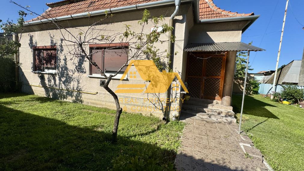 Znížená cena! Rodinný dom v tichej uličke v Nesvadoch