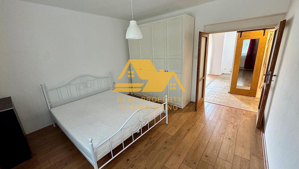 Predám tehlový 3 izbový byt s balkónom v Nových Zámkoch