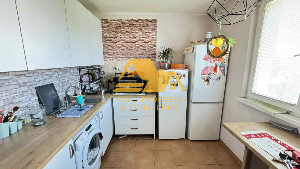 Predám 2 izbový byt s balkónom v Nových Zámkoch