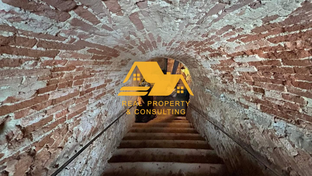 Predám podnikateľský objekt v obci Dubník