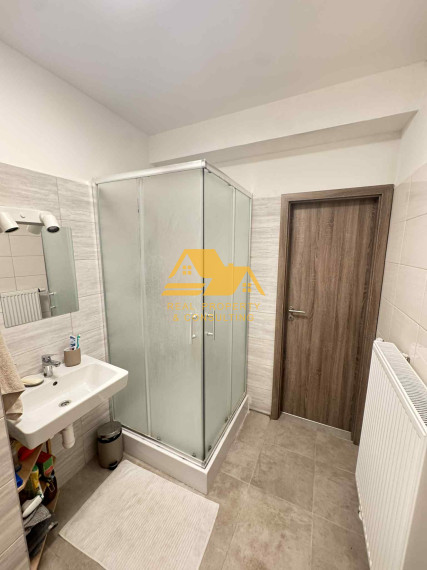 Prenajmem 2 izbový byt s balkónom v Nových Zámkoch