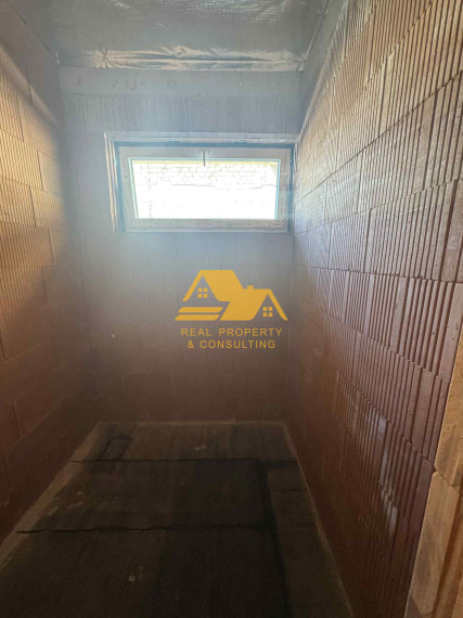 Znížená cena! Predám novostavbu rodinného domu v Šuranoch