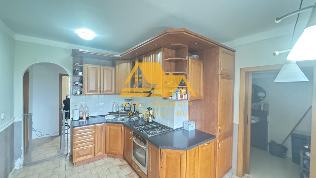 Predám 3 izbový byt s balkónom v Nových Zámkoch