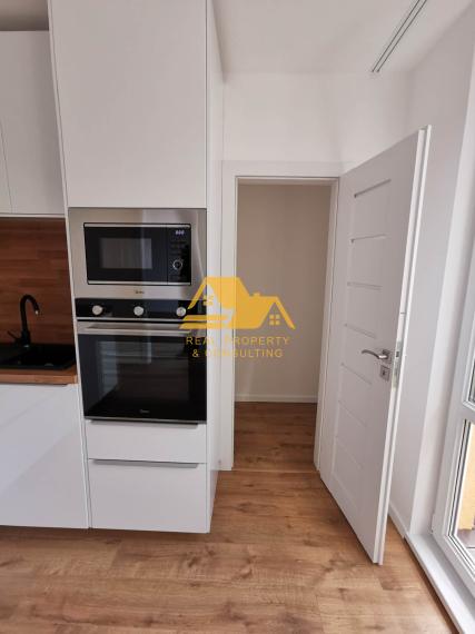 Prenajmem pekný 2 izbový byt s balkónom v Nových Zámkoch