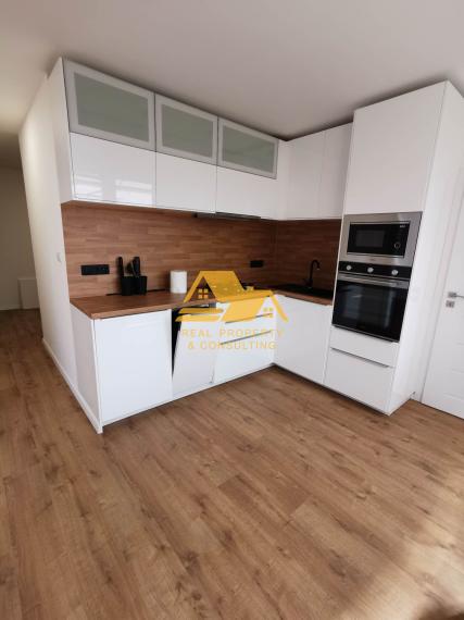 Prenajmem pekný 2 izbový byt s balkónom v Nových Zámkoch