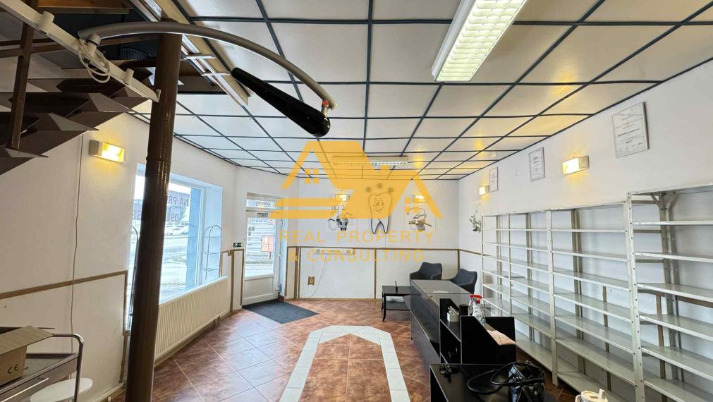 Exkluzívne! Predám rodinný dom na podnikanie v Nových Zámkoch