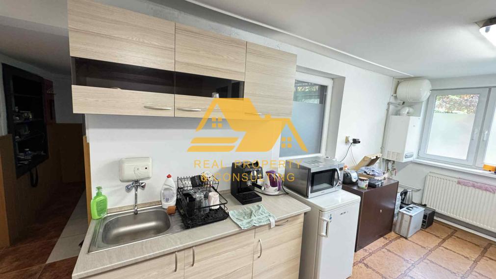 Exkluzívne! Predám rodinný dom na podnikanie v Nových Zámkoch