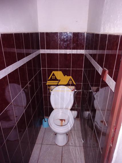 Predám veľký priemyselný areál s halami v Nových Zámkoch