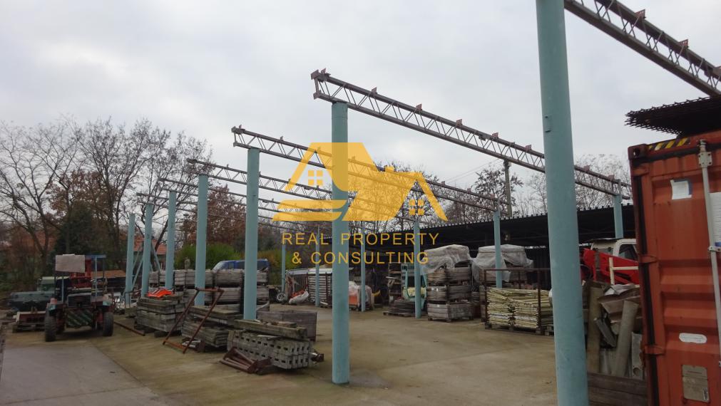 Predám veľký priemyselný areál s halami v Nových Zámkoch