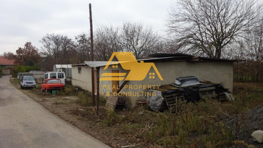 Predám veľký priemyselný areál s halami v Nových Zámkoch