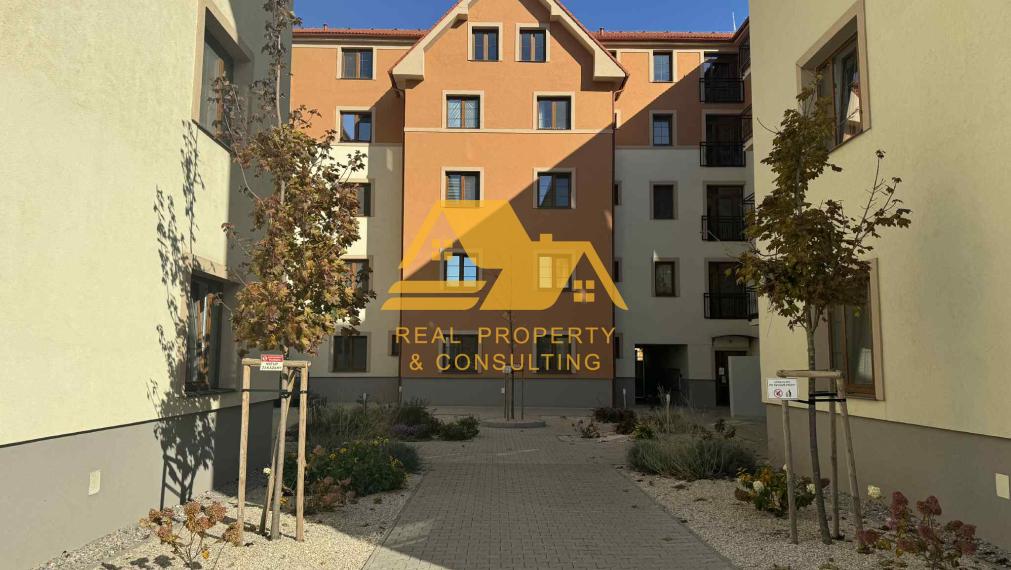 Exkluzívne! Prenajmem 2 izbový byt s balkónom v Nových Zámkoch