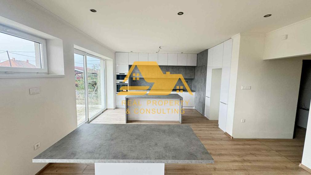 Exkluzívne! Predám novostavbu rodinného domu vo Dvoroch nad Žitavou