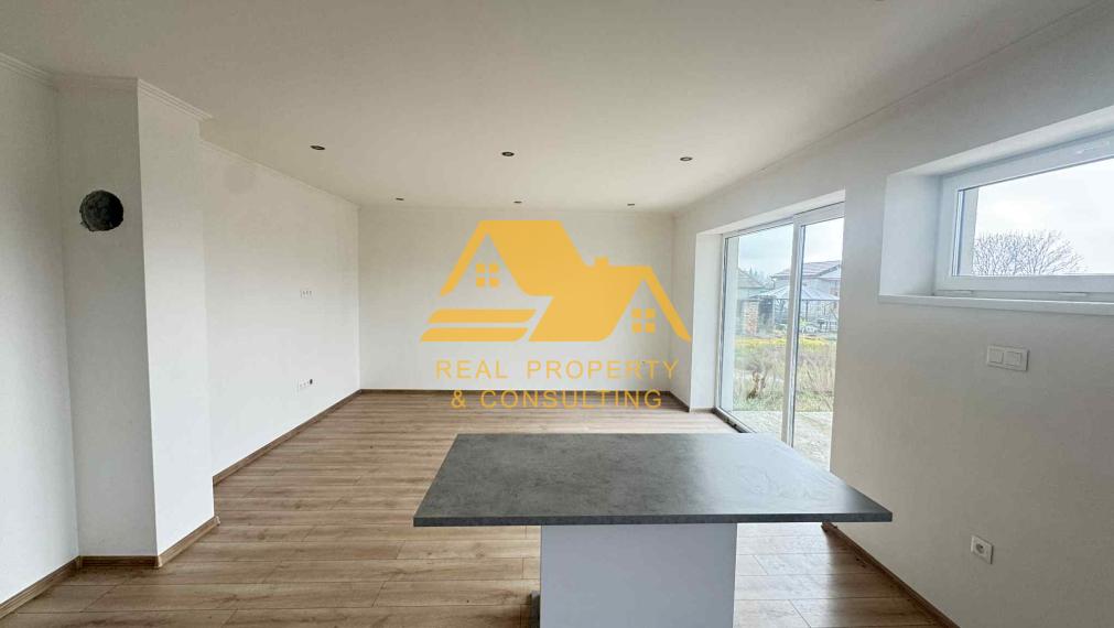 Exkluzívne! Predám novostavbu rodinného domu vo Dvoroch nad Žitavou