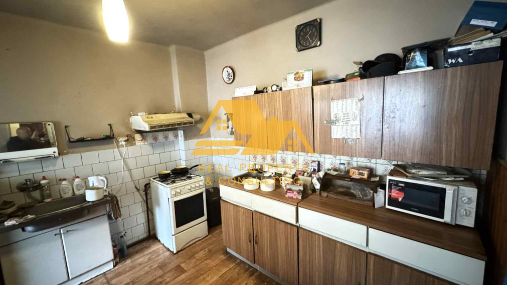 Exkluzívne! Predám dom v obci Dvory nad Žitavou