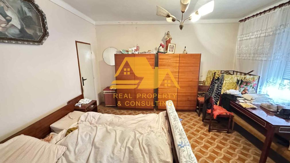 Exkluzívne! Predám dom v obci Dvory nad Žitavou