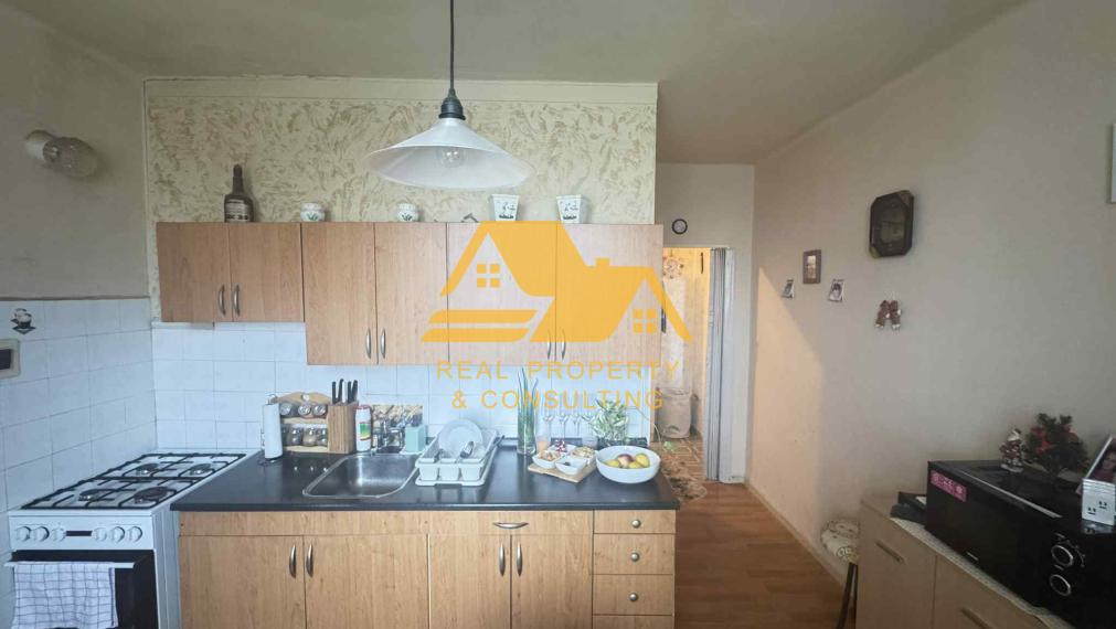 Predám 3 izbový byt s balkónom v Nových Zámkoch