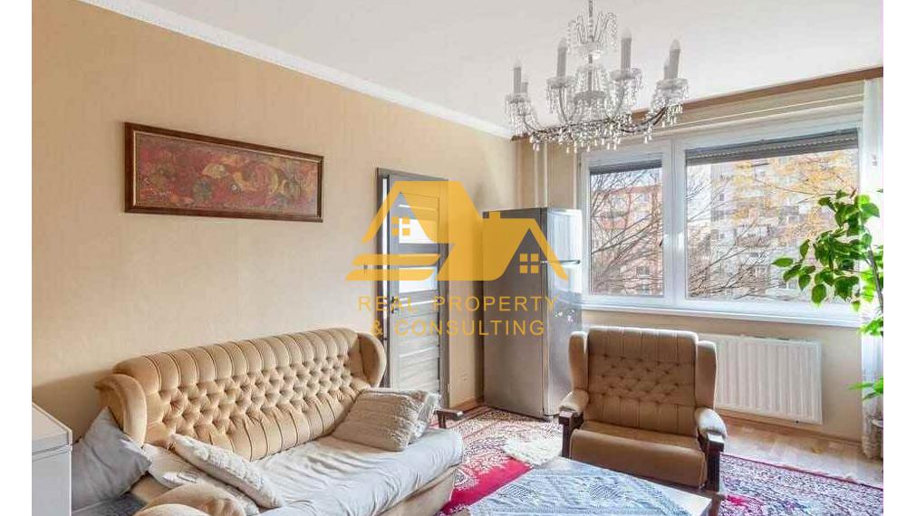 3 izbový byt s balkónom na sídlisku Juh v Nových Zámkoch