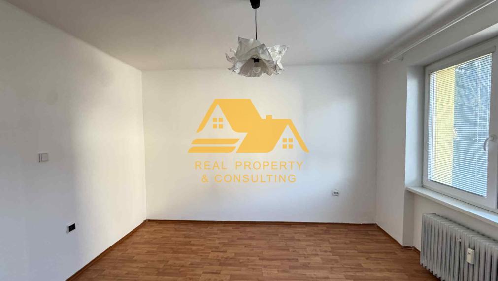 Prenajmem 3 izbový byt s balkónom v Nových Zámkoch