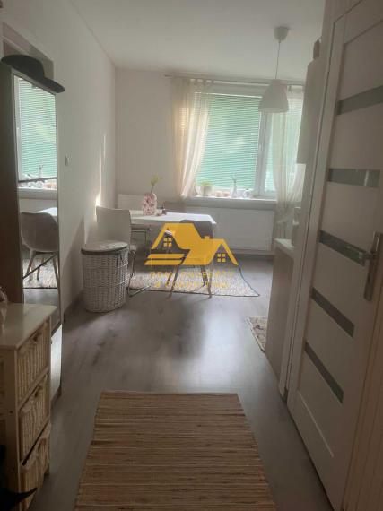 Prenajmem 1 izbový byt s loggiou v Nových Zámkoch